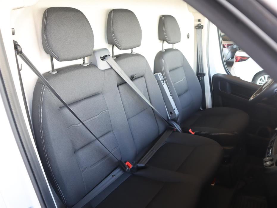 Toyota Proace MAX 2025