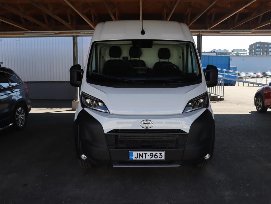 Toyota Proace MAX 2025