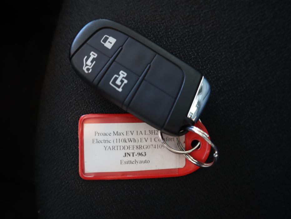 Toyota Proace MAX 2025