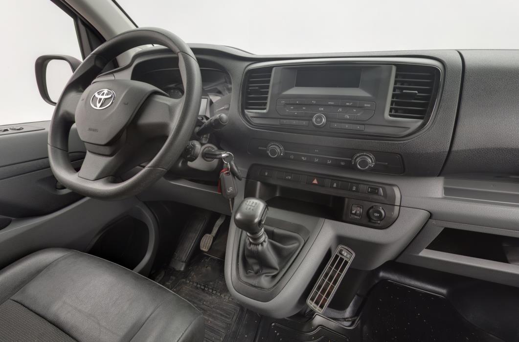 TOYOTA PROACE 2022