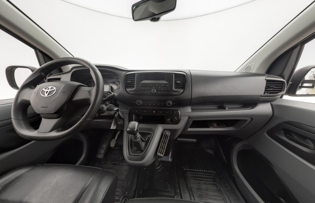 TOYOTA PROACE 2022
