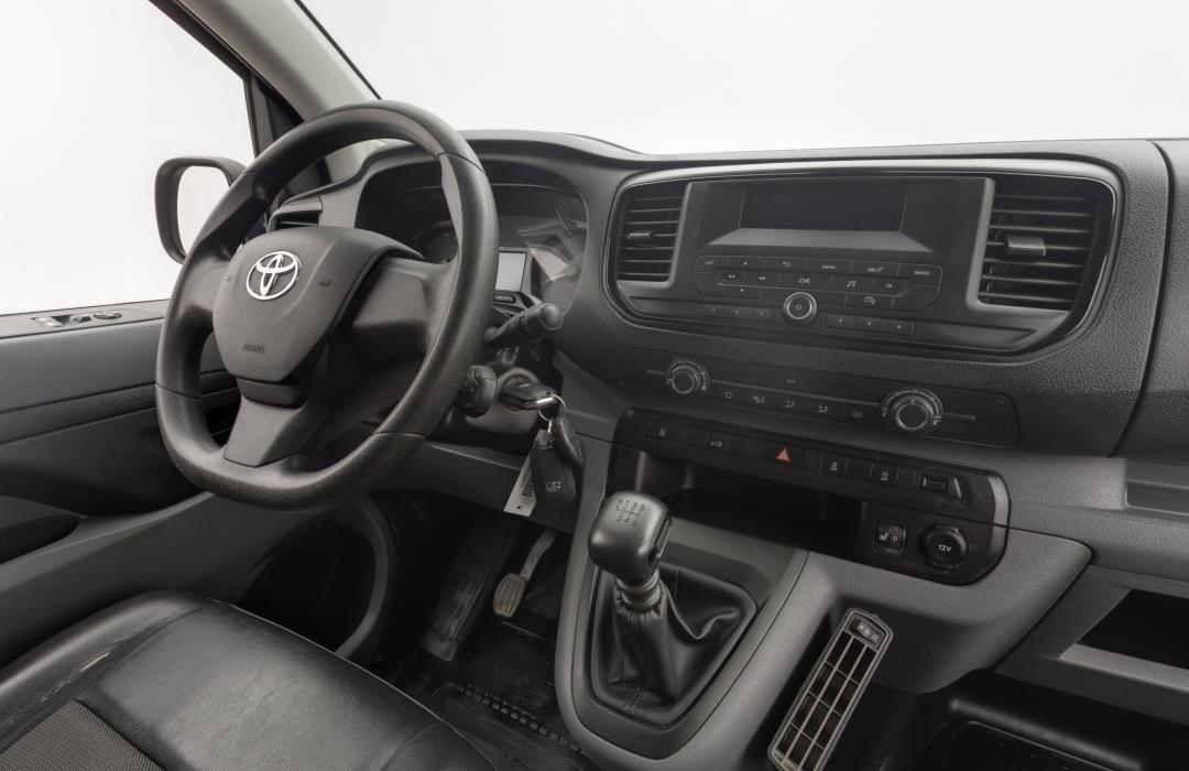 TOYOTA PROACE 2022