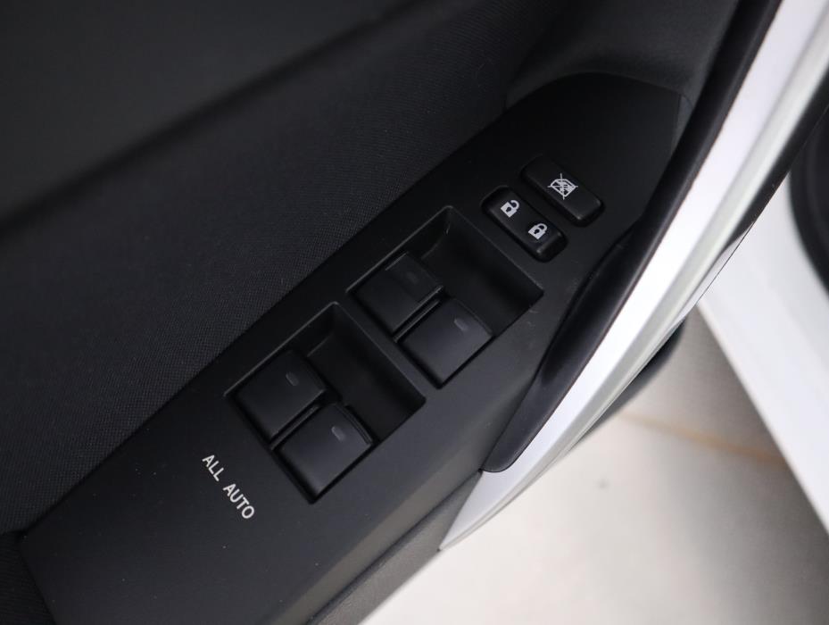 TOYOTA Auris 2014