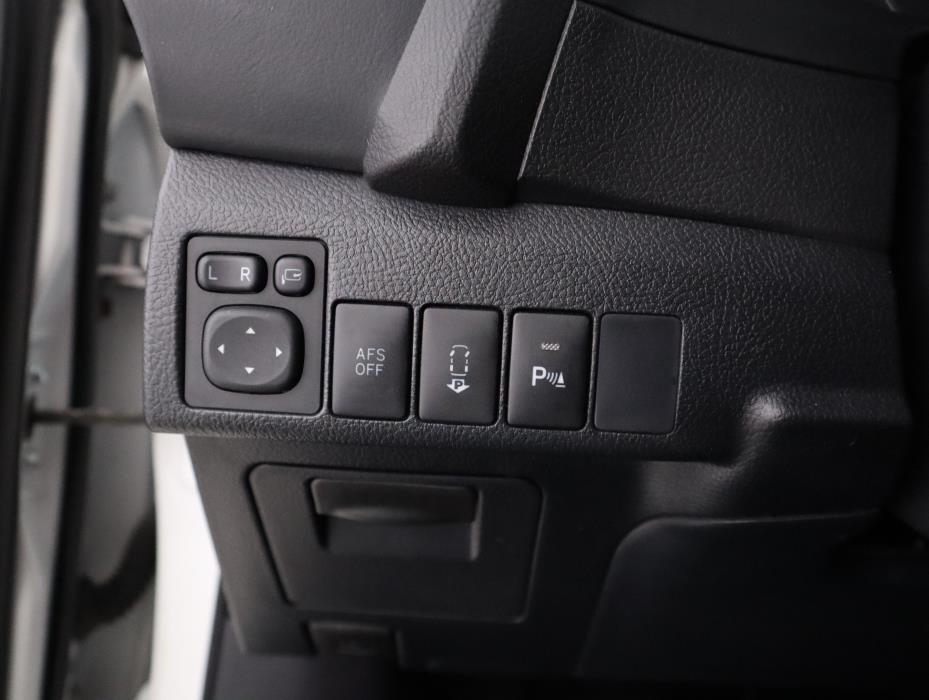 TOYOTA Auris 2014
