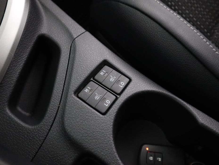 TOYOTA Auris 2014