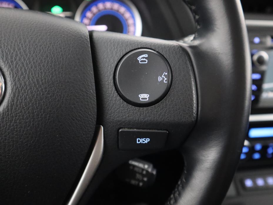 TOYOTA Auris 2014