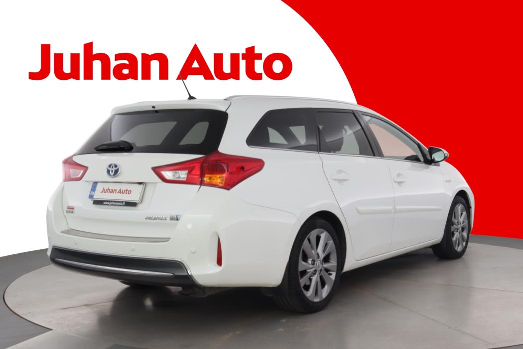 TOYOTA Auris 2014
