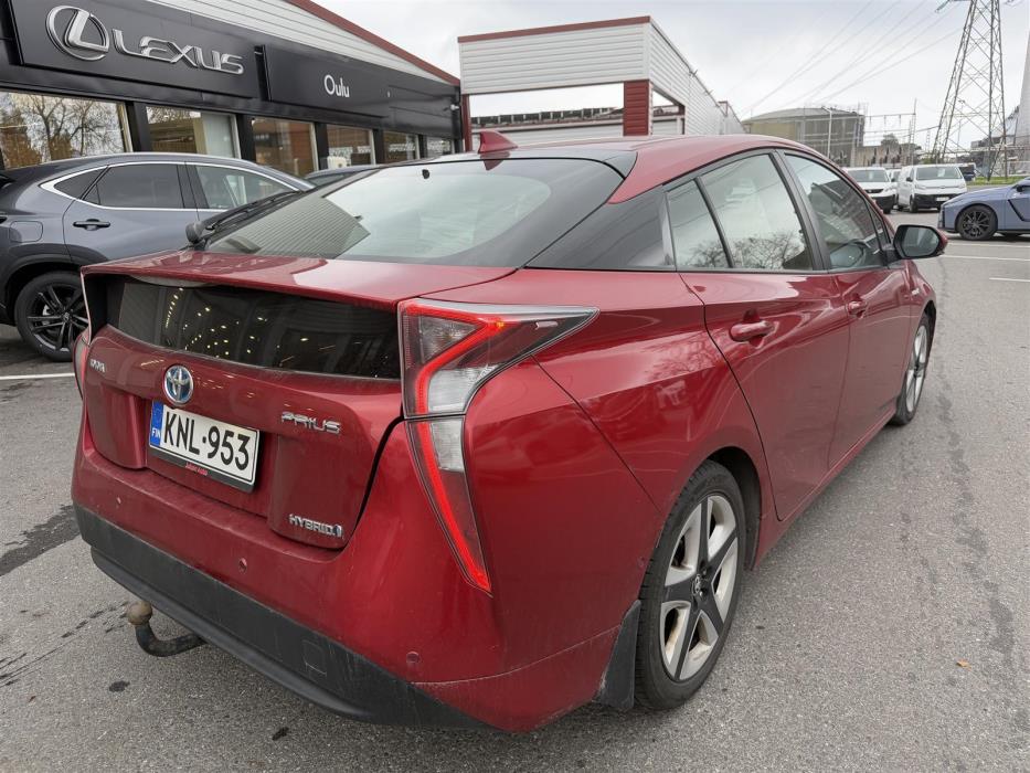 TOYOTA Prius 2016