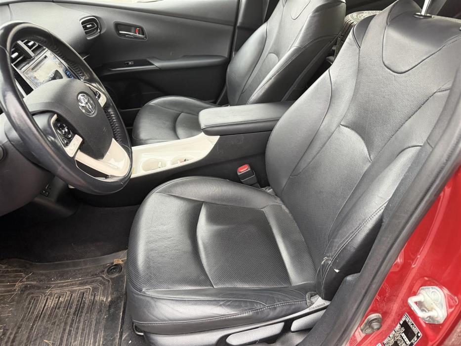 TOYOTA Prius 2016