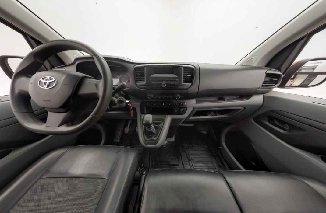 TOYOTA PROACE 2017
