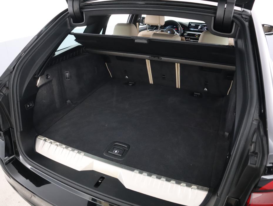 BMW 530 2021