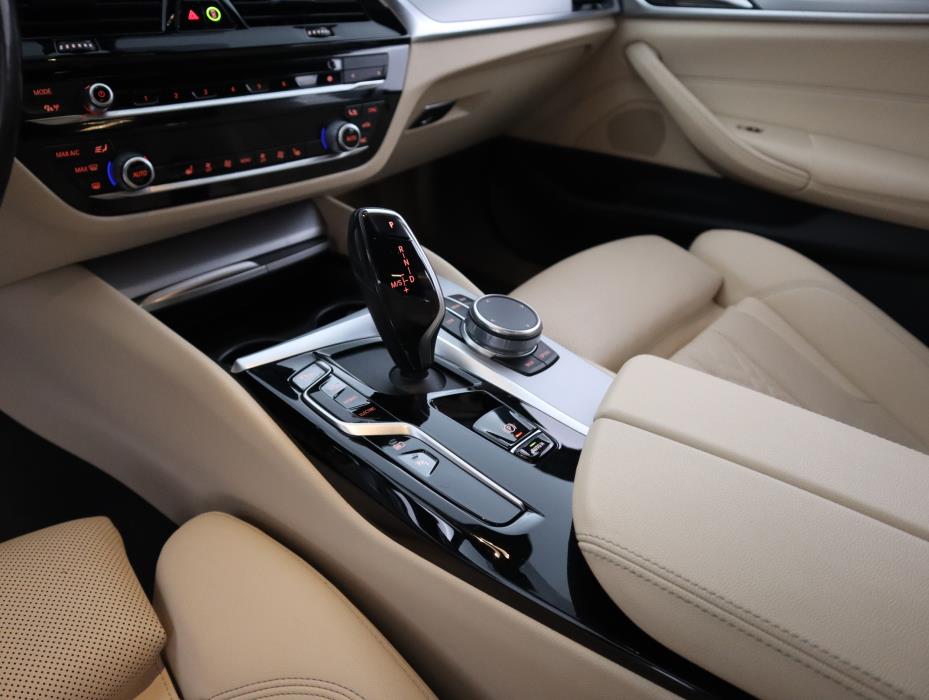 BMW 530 2021