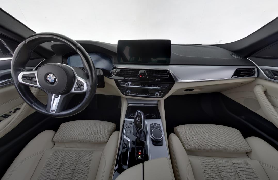 BMW 530 2021