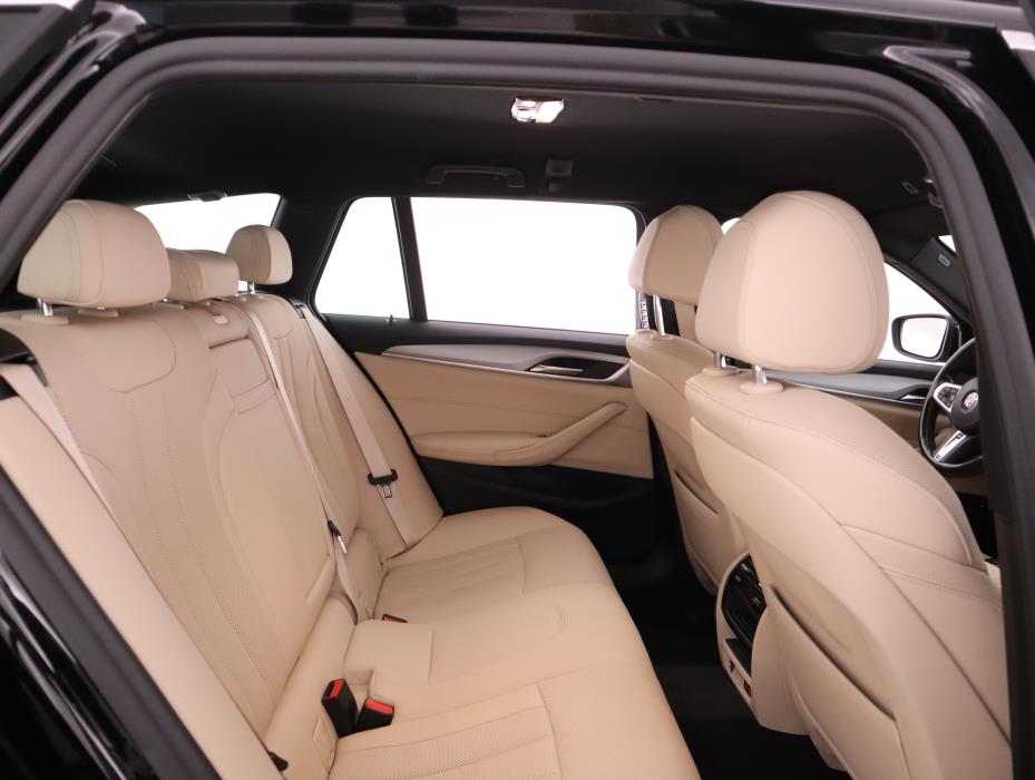 BMW 530 2021