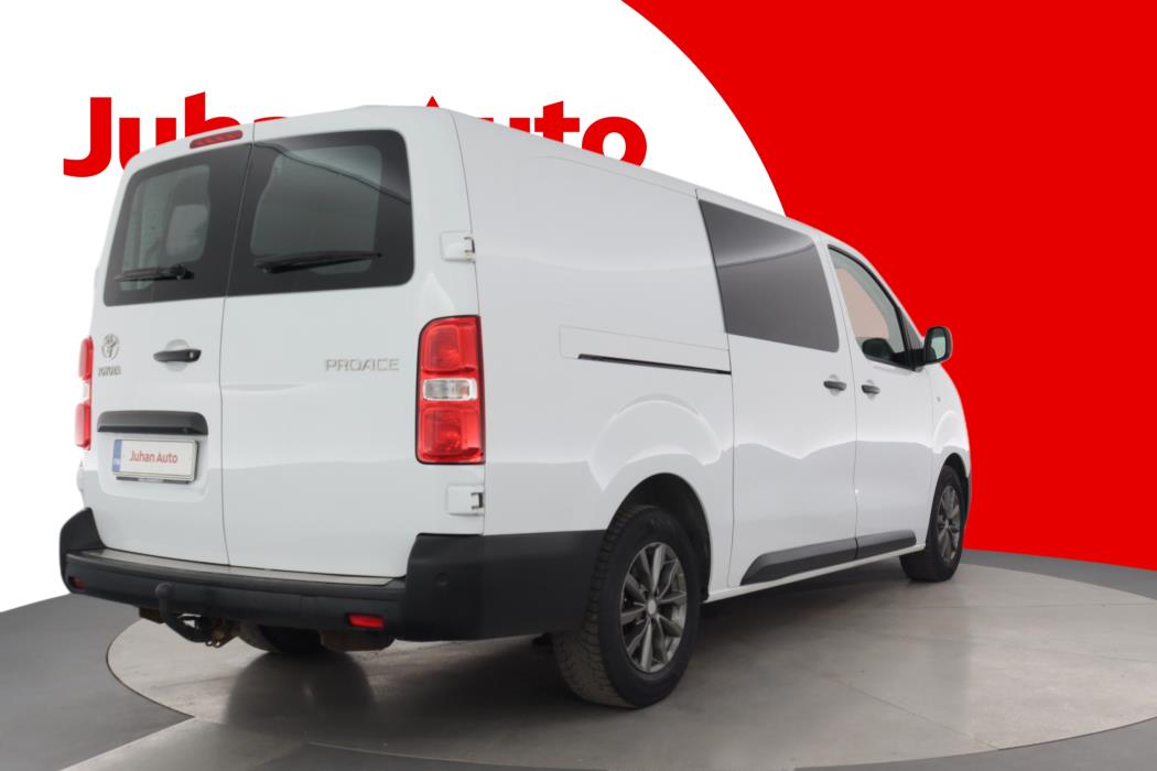 TOYOTA PROACE 2022