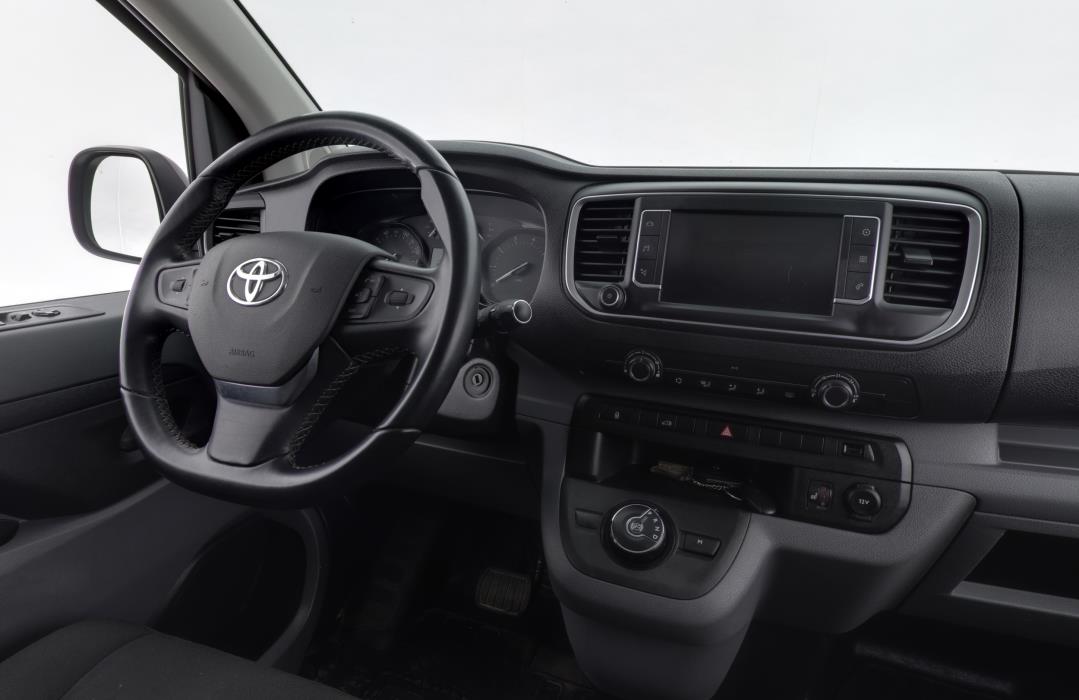 TOYOTA PROACE 2022