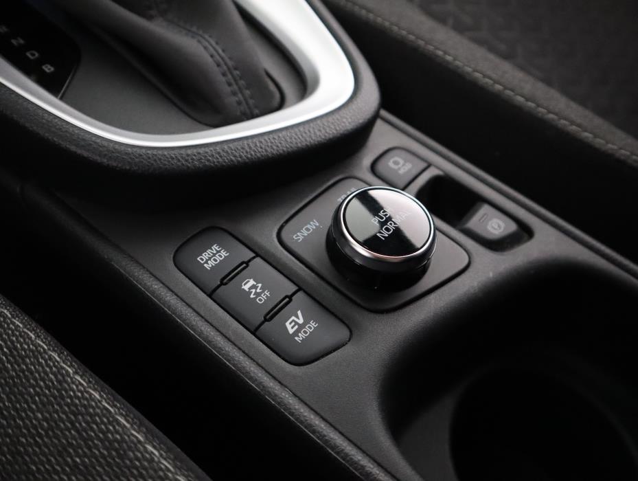 TOYOTA Yaris Cross 2023