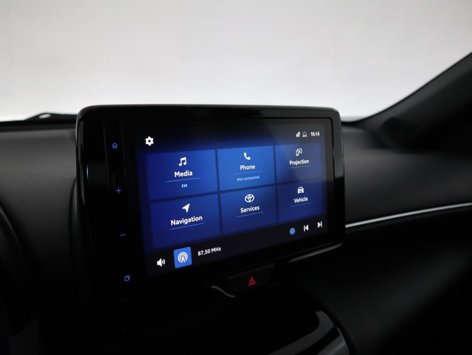 TOYOTA Yaris Cross 2023