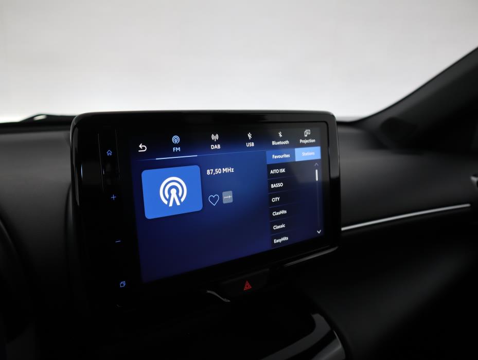 TOYOTA Yaris Cross 2023