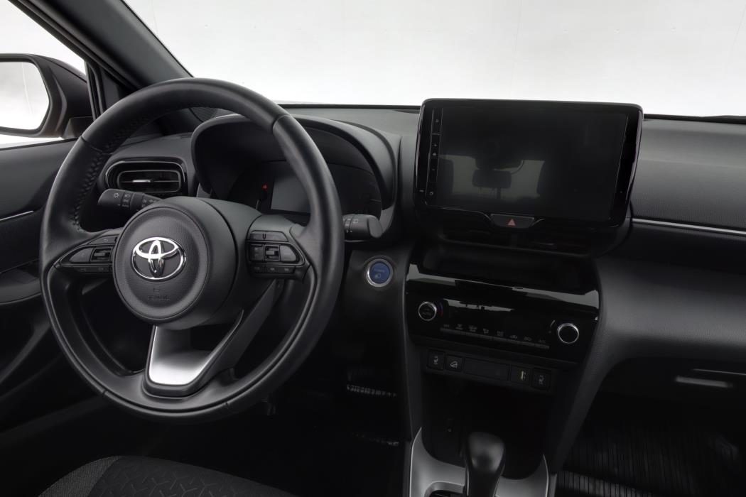 TOYOTA Yaris Cross 2023