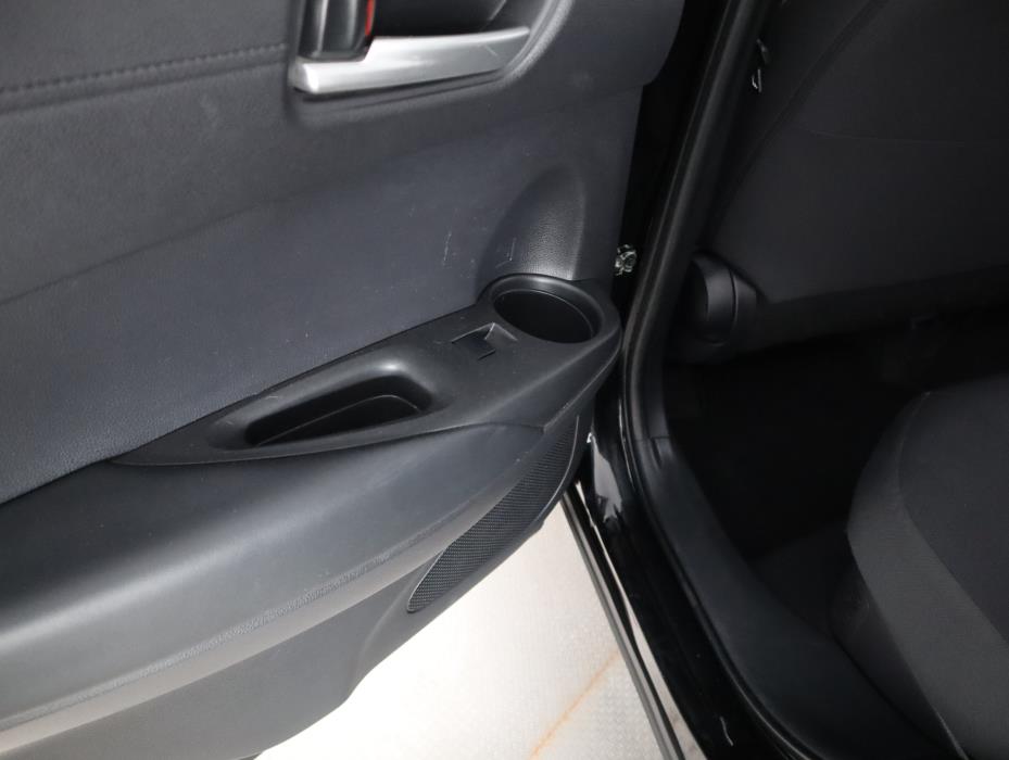 TOYOTA Corolla Cross 2024