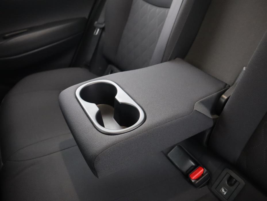 TOYOTA Corolla Cross 2024