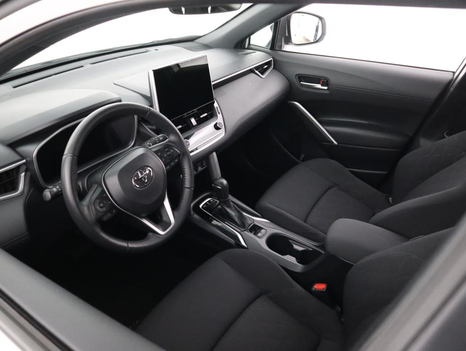 TOYOTA Corolla Cross 2024