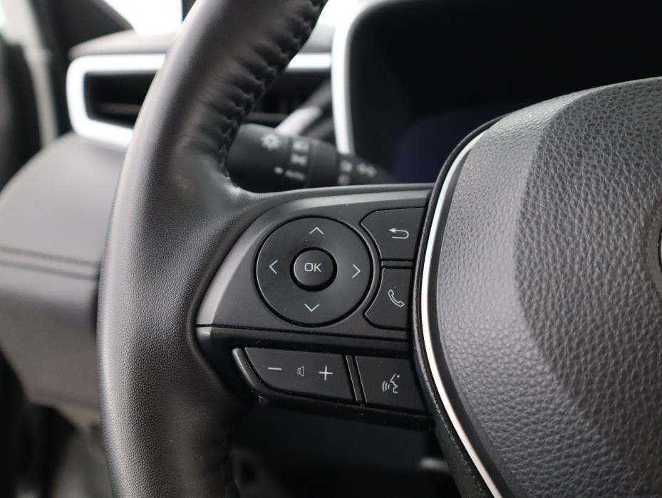 TOYOTA Corolla Cross 2024