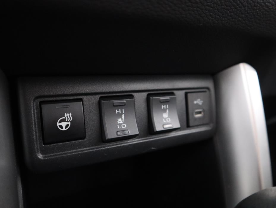 TOYOTA Corolla Cross 2024