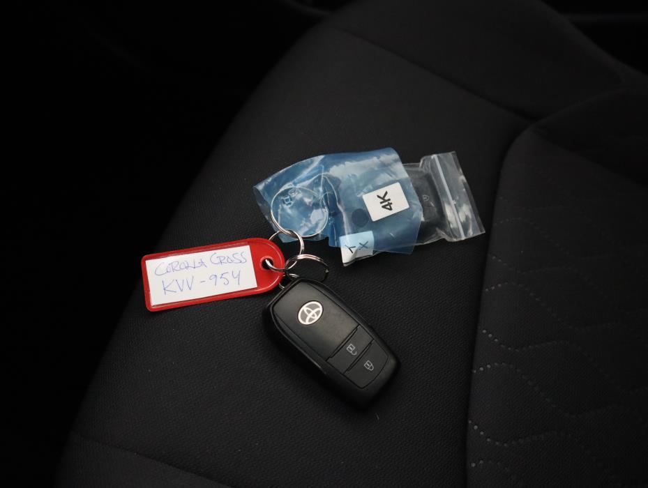 TOYOTA Corolla Cross 2024