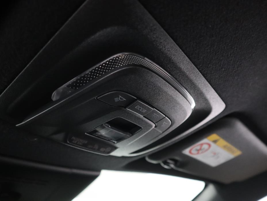 TOYOTA Corolla Cross 2024