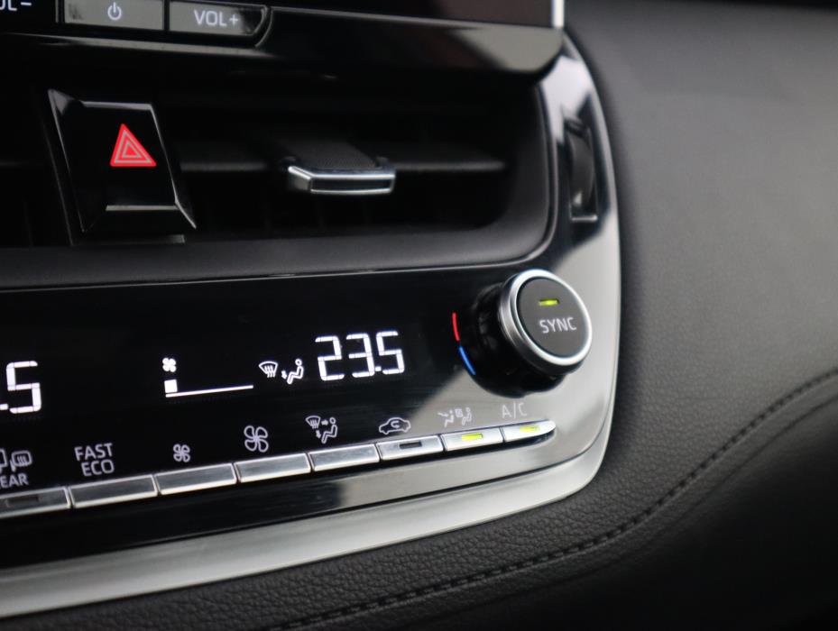 TOYOTA Corolla Cross 2024