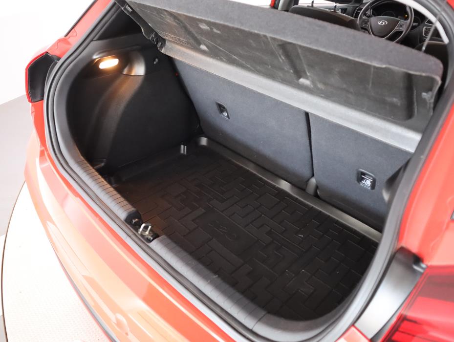 HYUNDAI i20 Hatchback 2019