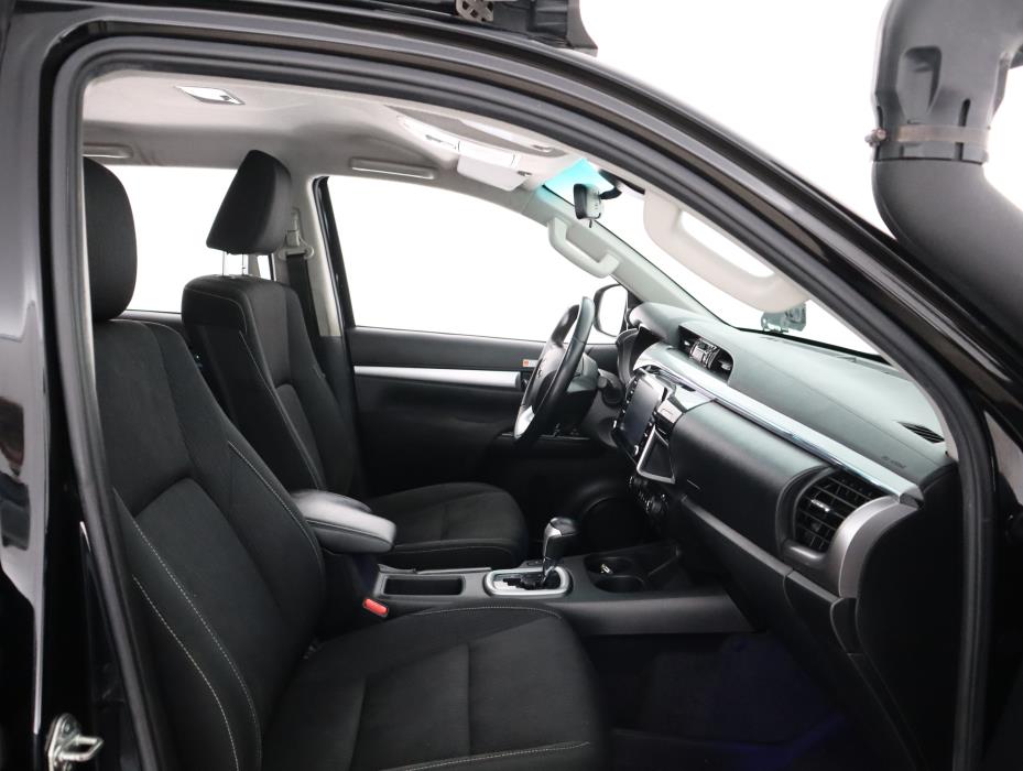 TOYOTA Hilux 2022