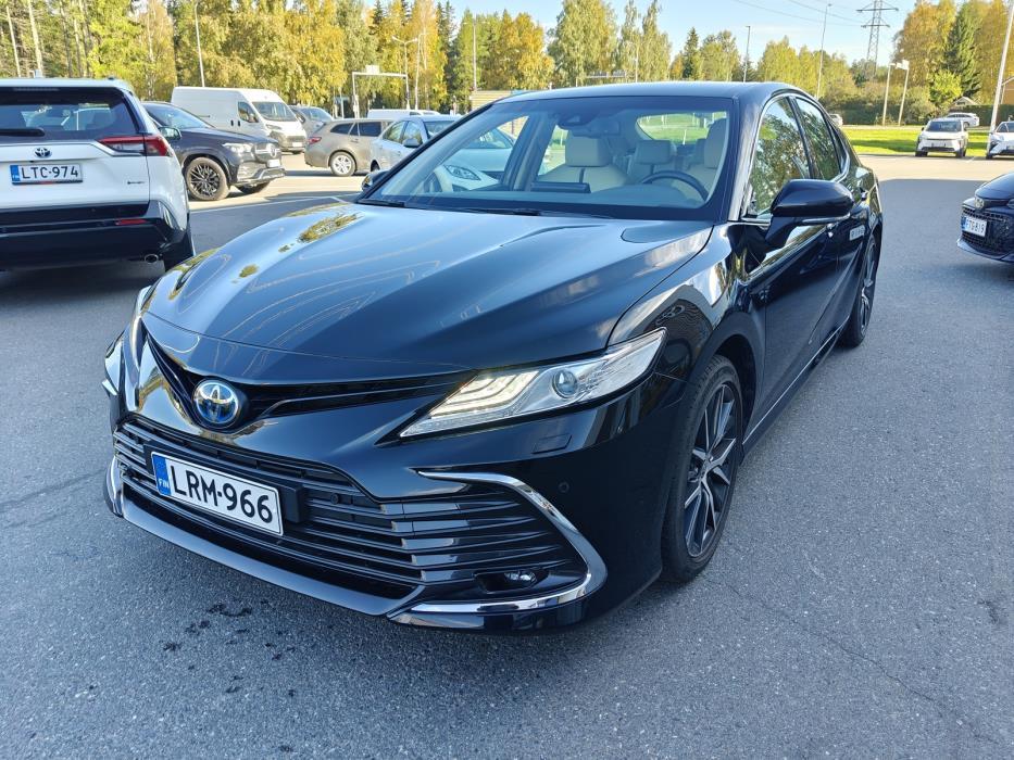TOYOTA CAMRY 2023