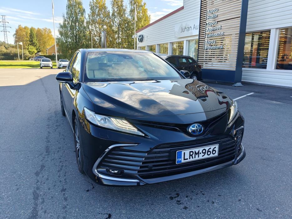 TOYOTA CAMRY 2023