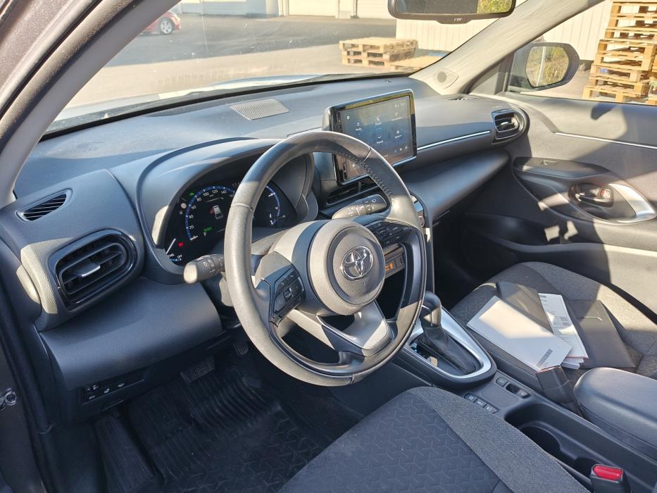 TOYOTA Yaris Cross 2023