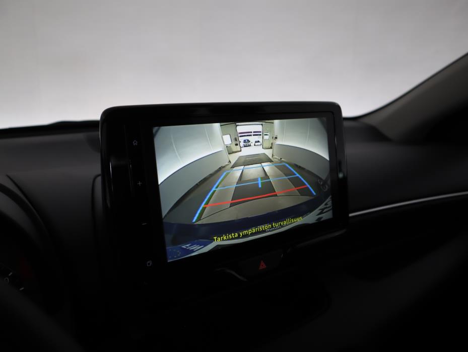 TOYOTA Yaris 2025