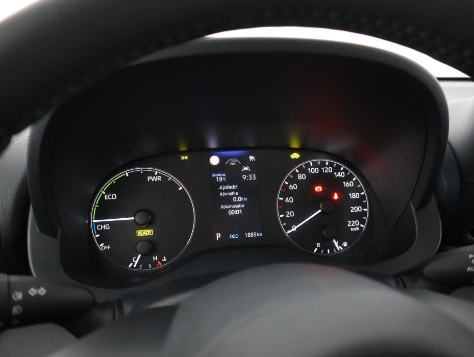 TOYOTA Yaris 2025