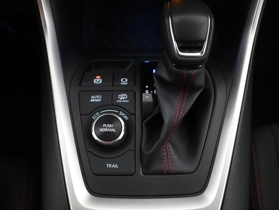 TOYOTA RAV4 Plug-in 2025