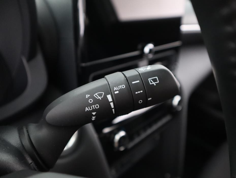 TOYOTA Yaris Cross 2025