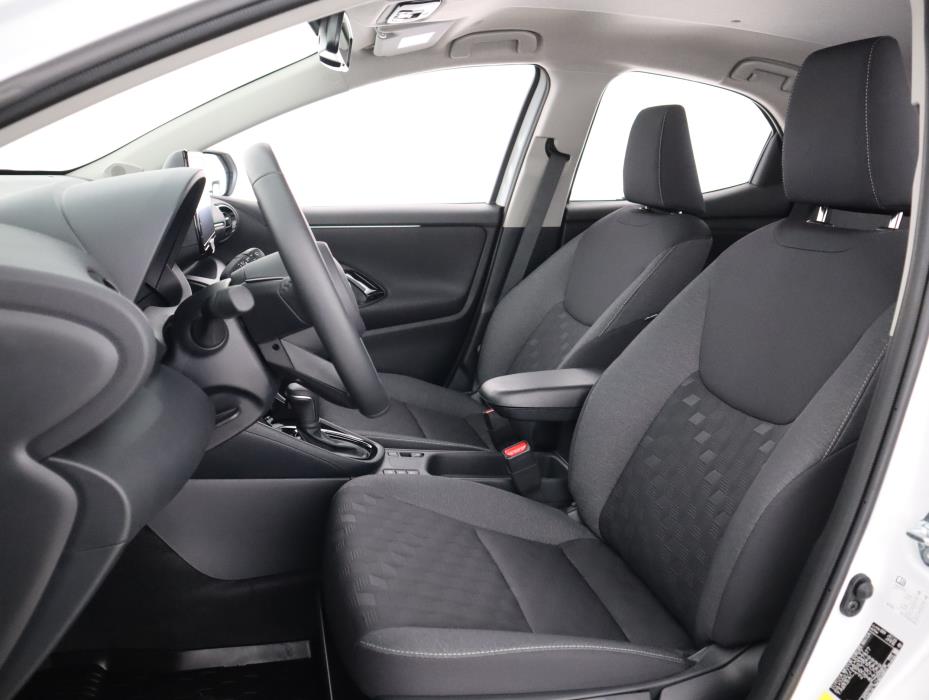Toyota Yaris 2025