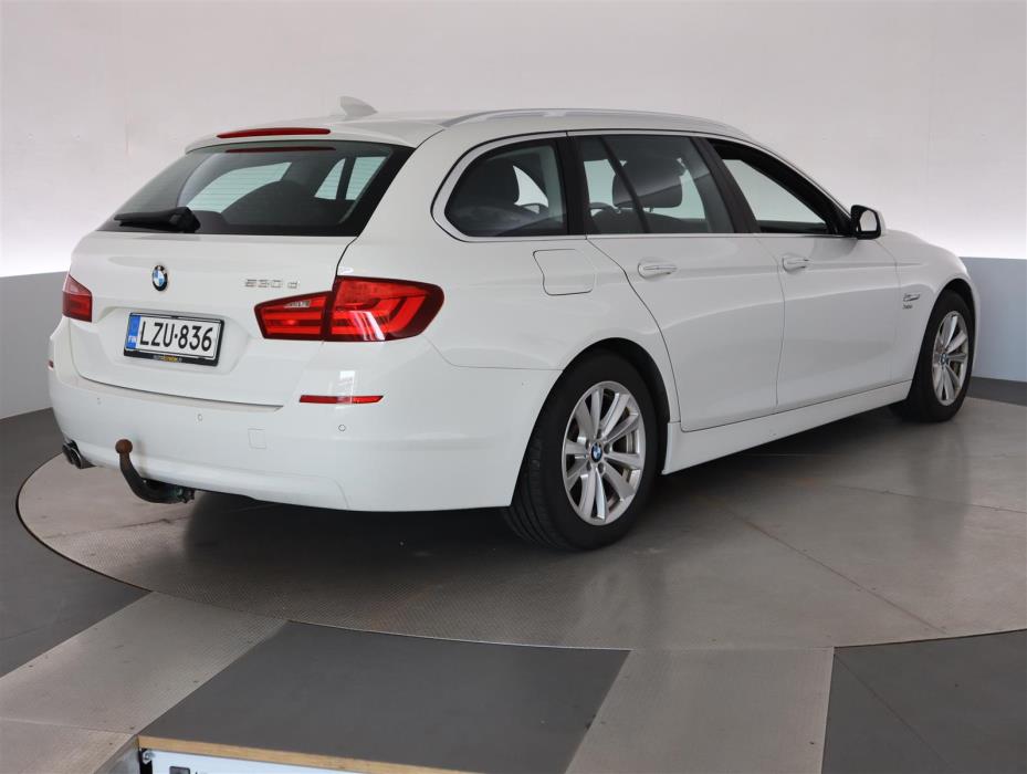 BMW 530 2012