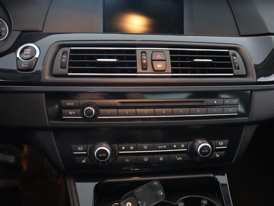 BMW 530 2012