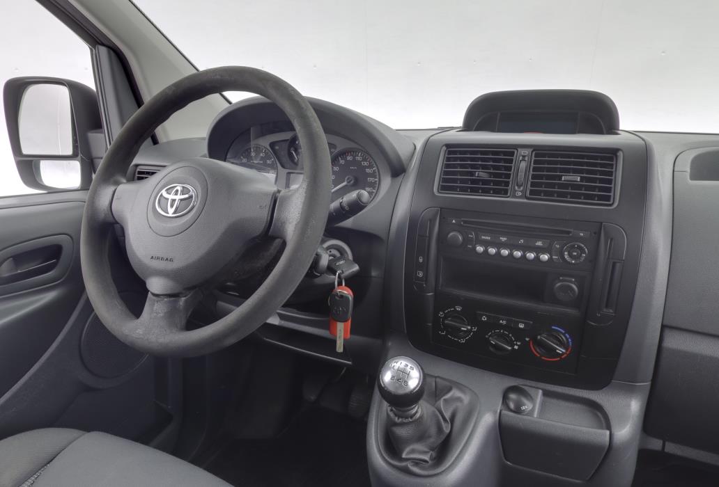 TOYOTA PROACE 2013