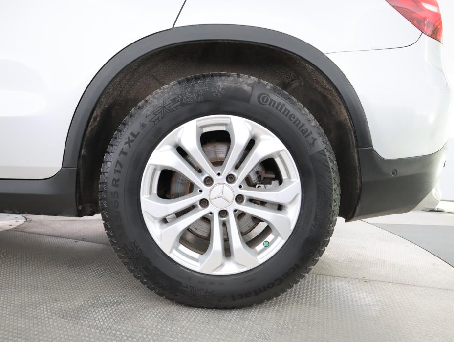 MERCEDES-BENZ GLC 2016