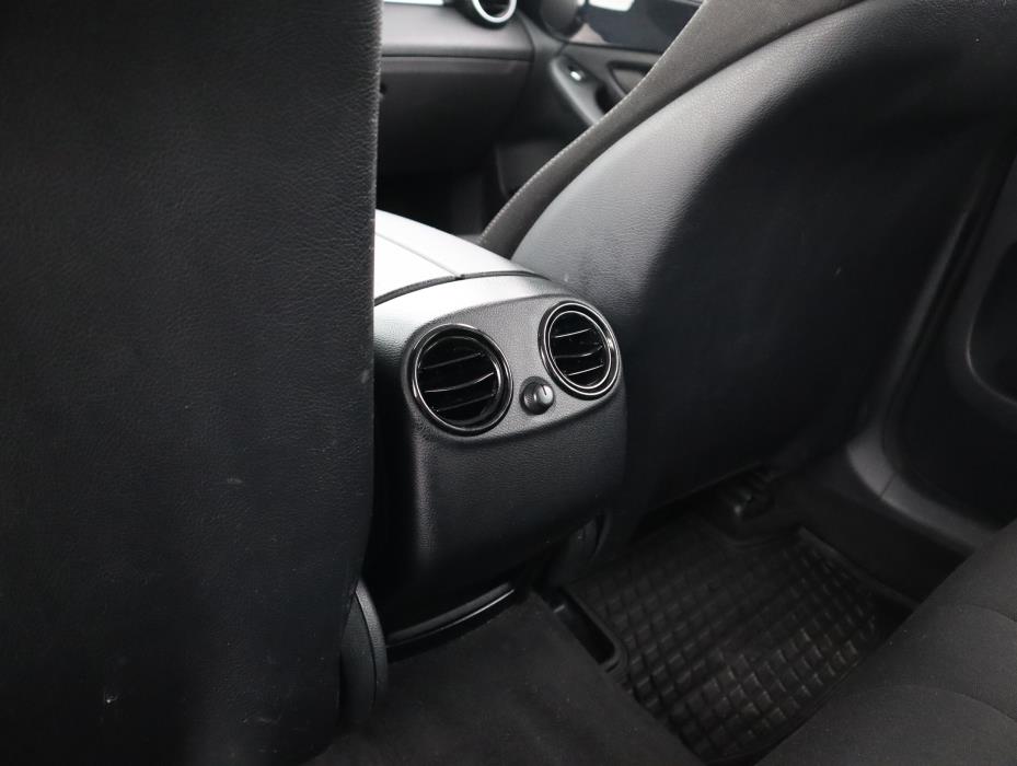 MERCEDES-BENZ GLC 2016