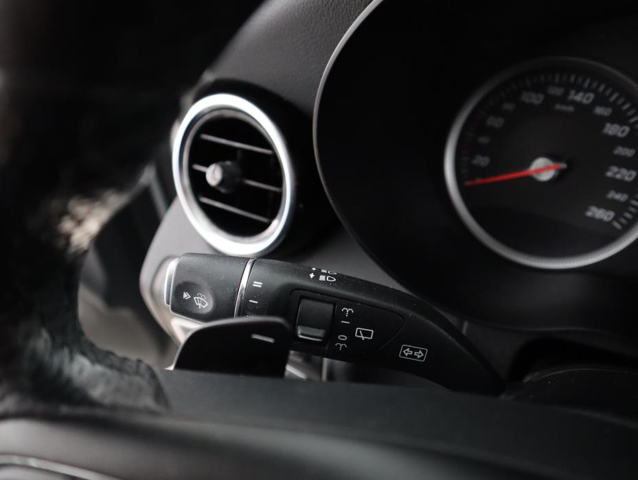 MERCEDES-BENZ GLC 2016