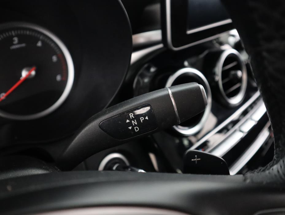 MERCEDES-BENZ GLC 2016