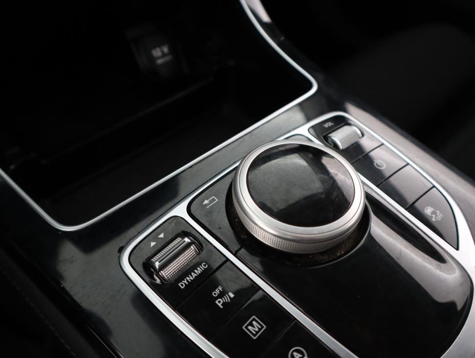 MERCEDES-BENZ GLC 2016